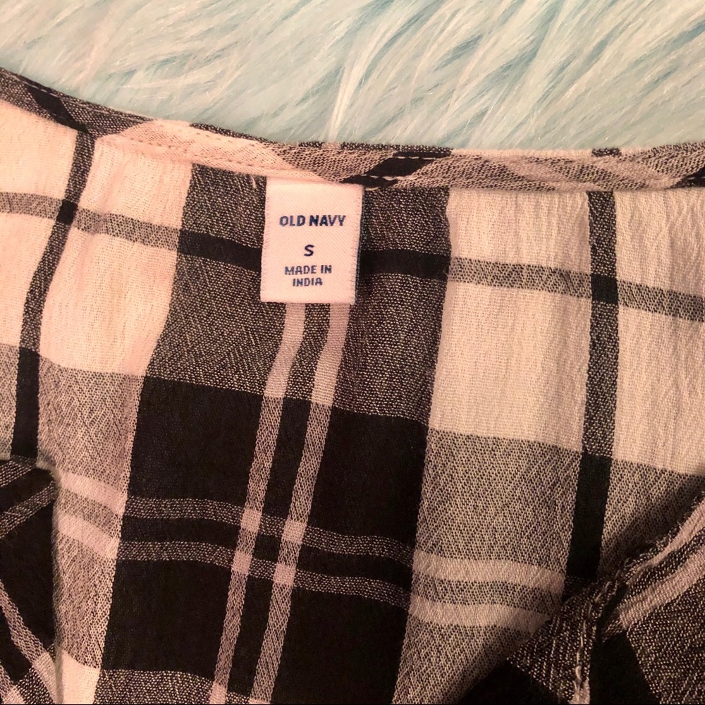 B&W Plaid Old Navy Blouse - Picture 6 of 11